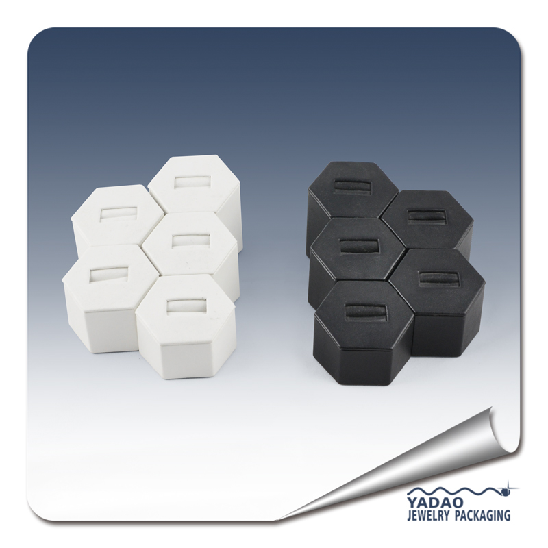 Leatherette hexagon ring display stand for jewelry display with high quality and factory price