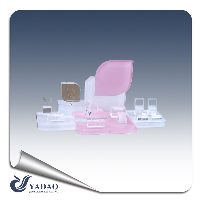 Manufacturer handmade modern jewelry display acrylic small window display set for jewellery shop counter showcase