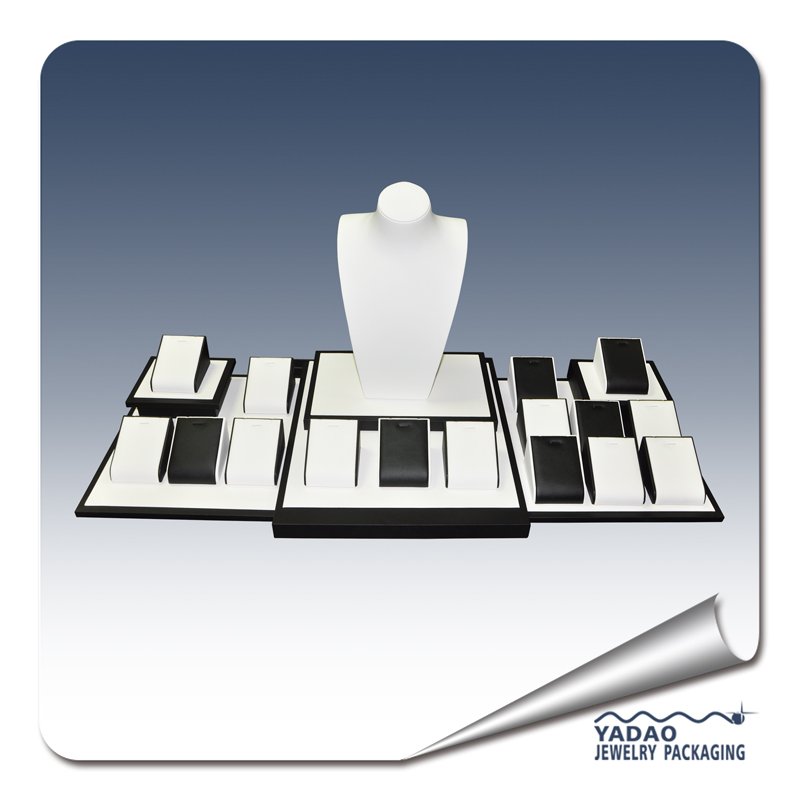 New Design Popular wooden jewelry display showcase stand for necklace display support OEM and logo painting china supplier