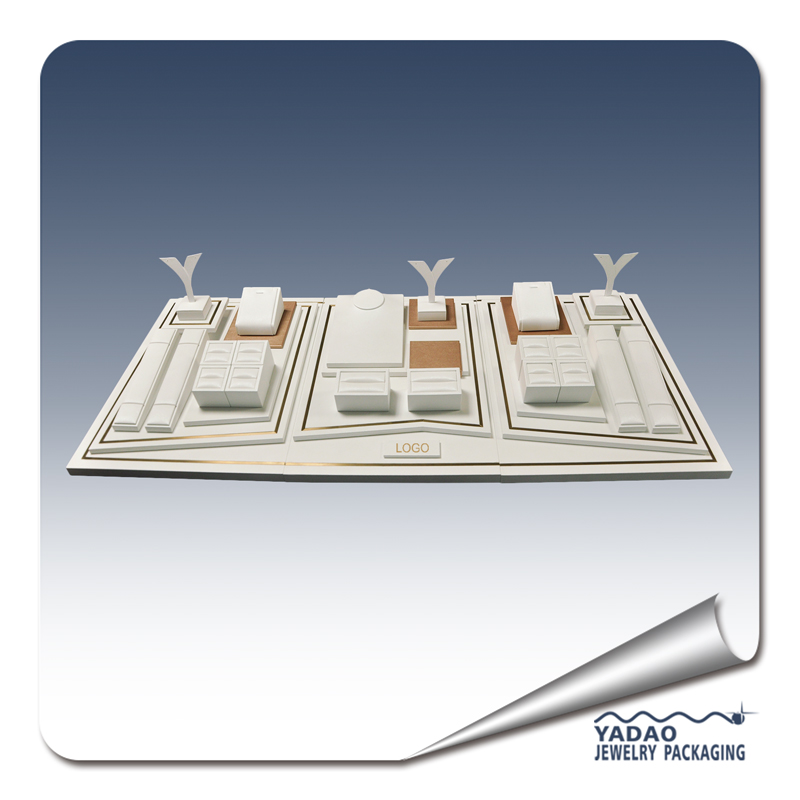 New design top quality luxurious custom unique lacquer jewelry display set