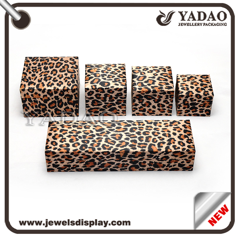 Noble elegant purple PU cover plastic box with company logo printed