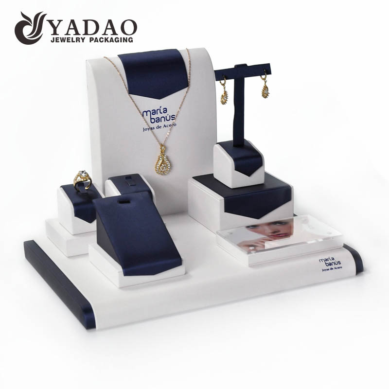 OEM/ODM jewelry display stands for jewelry stores tailored to your size and color and material preference.