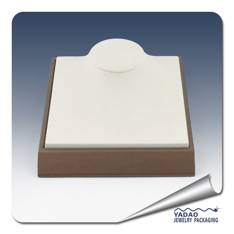 Updated custom-made jewellery standing bust display jewelry stand display with wholesale price