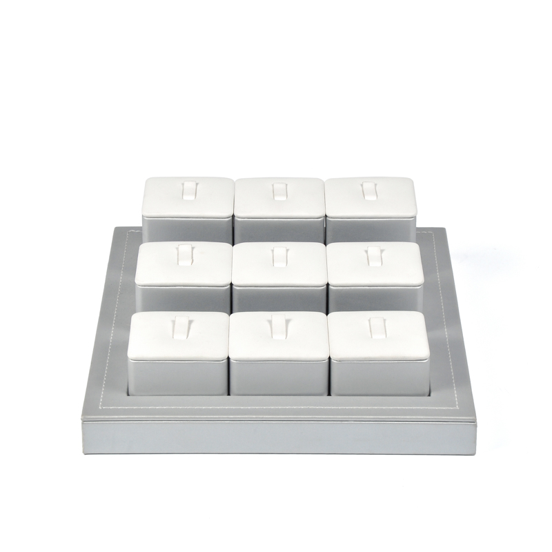 Espositore personalizzato per fedi nuziali bianco e grigio Yadao