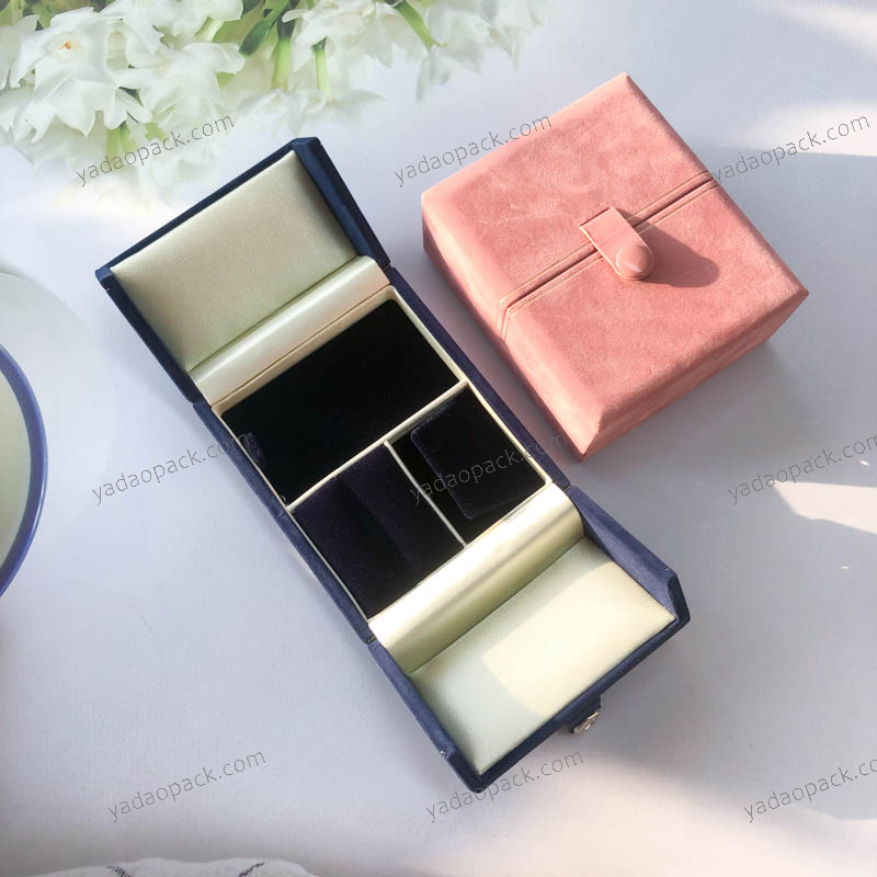 Yadao Hot Sale Women Girls Earrings Ear Stud Box Organizer Portable Jewelry Storage Case PU Leather Small Travel Jewelry Boxes