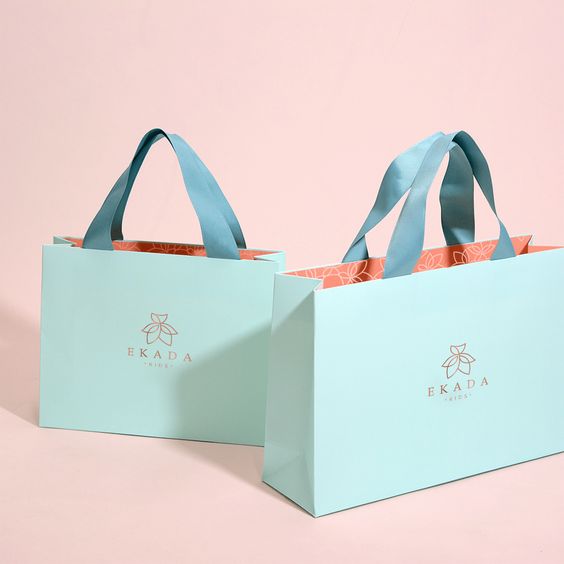 Yadao green color shopping paper bag customized kraft paper bag cloths packagings bag