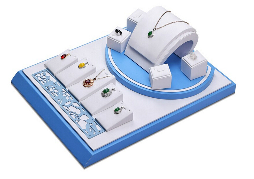 classical handmade commercial unique jewelry displays,creative jewelry displays leather wooden jewelry display/PU necklace display