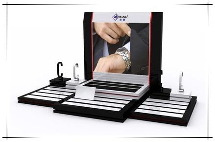 individuelles Logo Holz Uhrenanzeige, Uhr-Display mit C-Ring für den Verkauf von Armband-Schmucksache-Anzeigen eingerichtet von Shen Zhen China