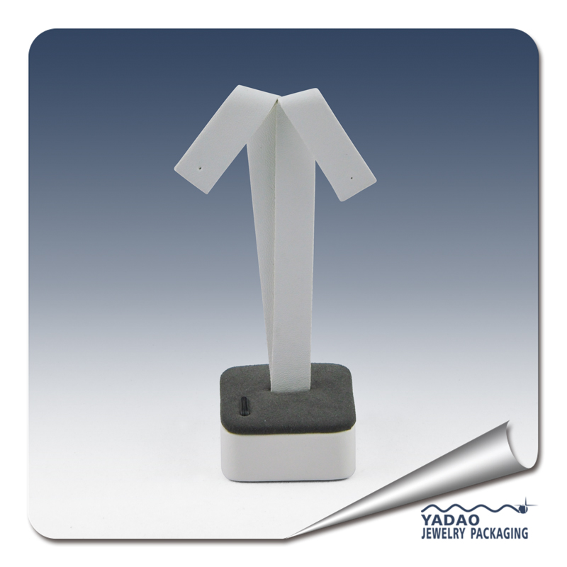 customized new design earring jewelry pedestal and container used for jewelry decorate storage and exhibition and showcase