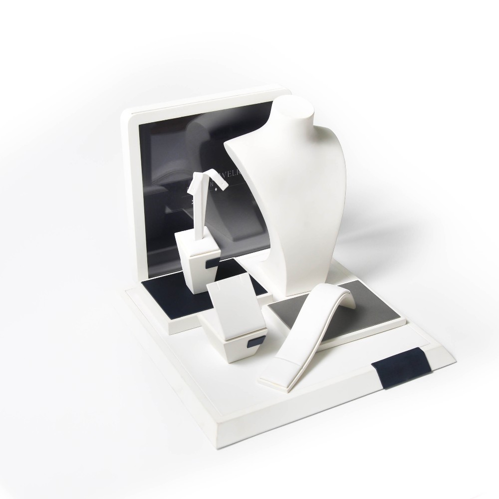 jewelry display in stock