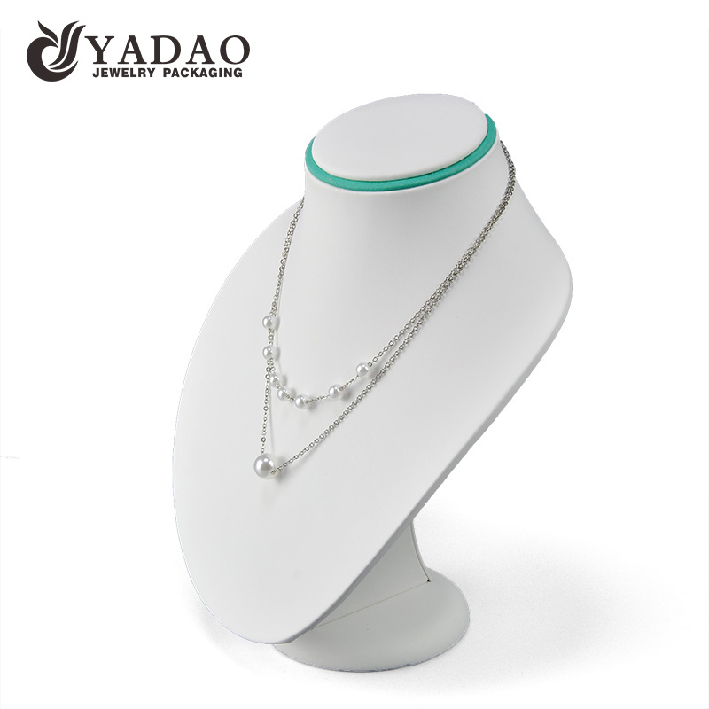 pendant necklace diaplay bust with 2 color PU leather