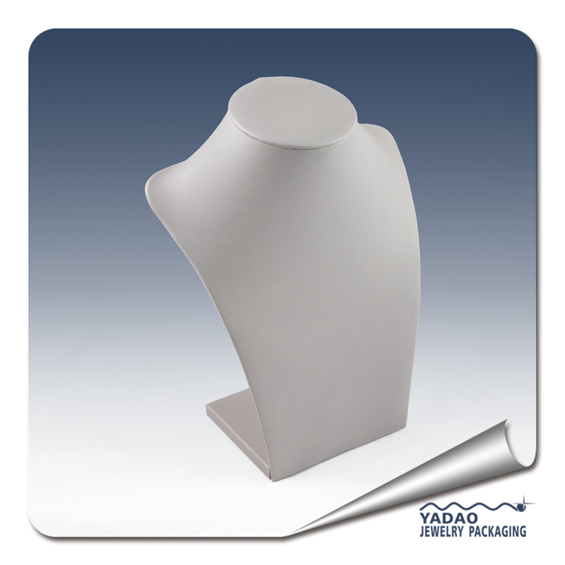 ผู้ถือเครื่องประดับเงินปูและนางไม้สำหรับการแสดงผลสร้อยคอ