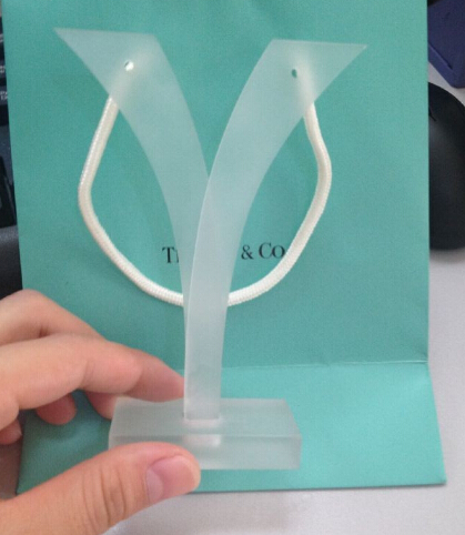 wholesale custom acrylic earring display holder for jewelry display in size of 50*25*110mm made in China