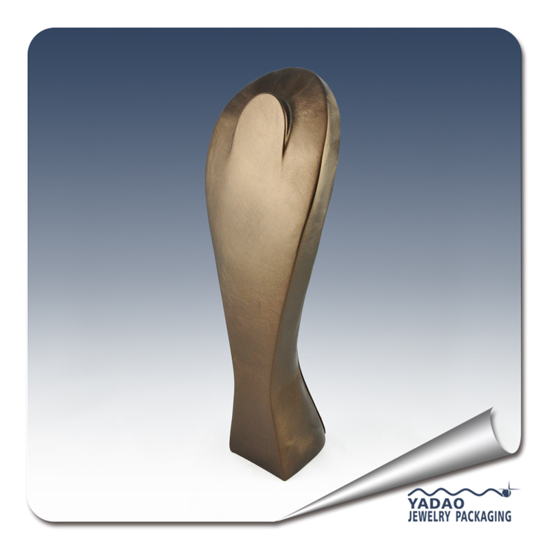 wholesale factory price unique design resin mannequin jewelry display holder bust for necklace display