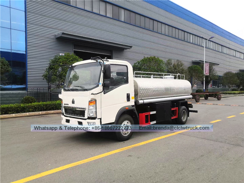 Thép không gỉ 1000L-5000L để vận chuyển sữa vận chuyển bể chứa sữa trên xe tải