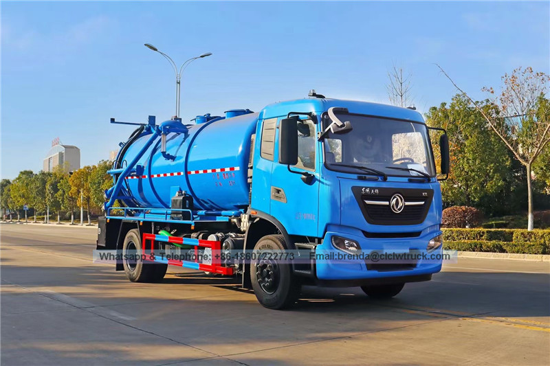8000 liter 2100 Gal Dongfeng Truck Tanker Pembetung