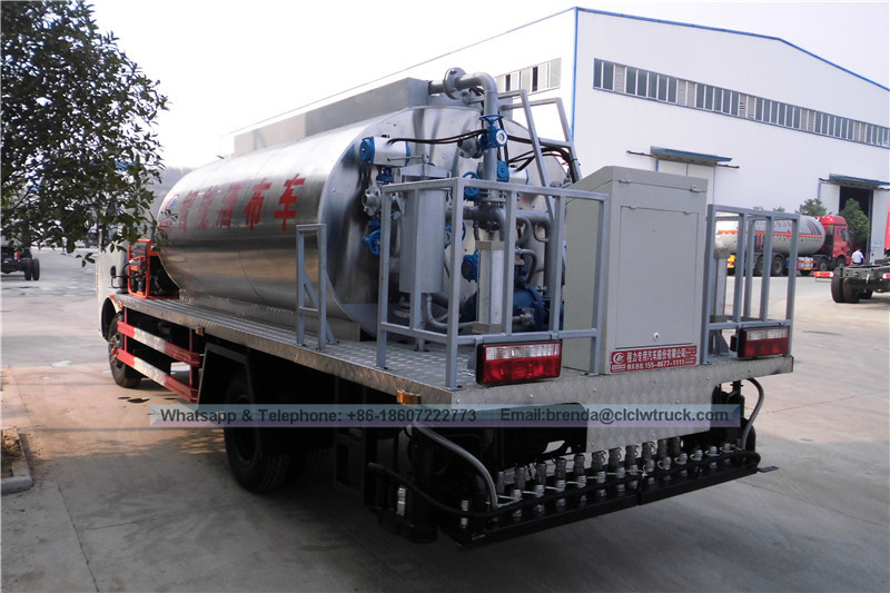 ผู้ผลิตรถบรรทุกสเปรย์แอสฟัลต์จีนผู้ผลิต DFAC Asphalt Road Road ผู้ผลิต 6000L Bitumen Sprayer China ผู้ผลิต