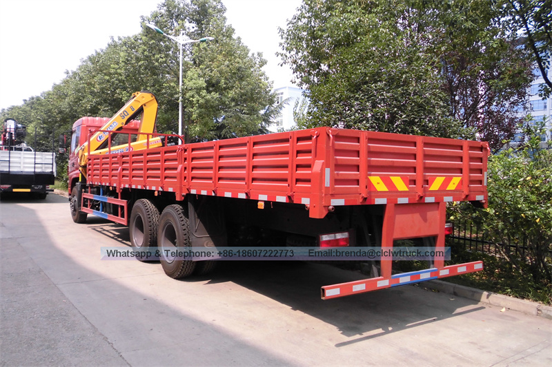 Trung Quốc Dongfeng 10-12 tấn thủy lực Truck Mounted Crane, Telescopic Boom Crane Truck Nhà cung cấp