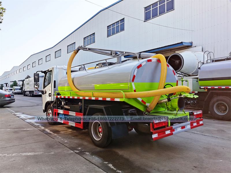 Dongfeng左手驱动器或右手驱动器4x2 4x4 7cbm 7M3 7000L 7000升7000升粪便卡车价格