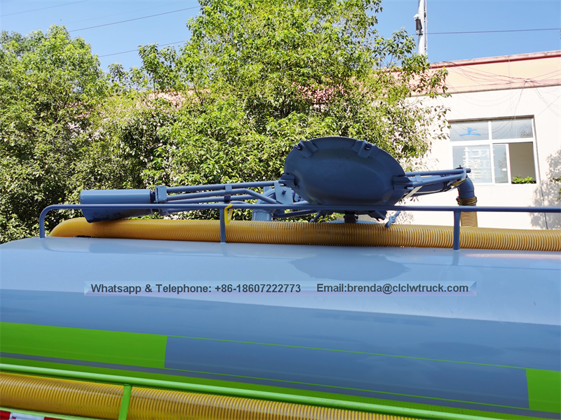 Dongfeng左手驱动器或右手驱动器4x2 4x4 7cbm 7M3 7000L 7000升7000升粪便卡车价格