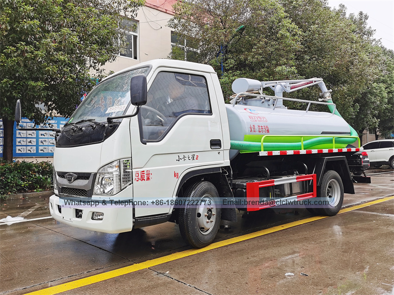 Foton 3000liters petit camion d'aspiration fécale à vendre