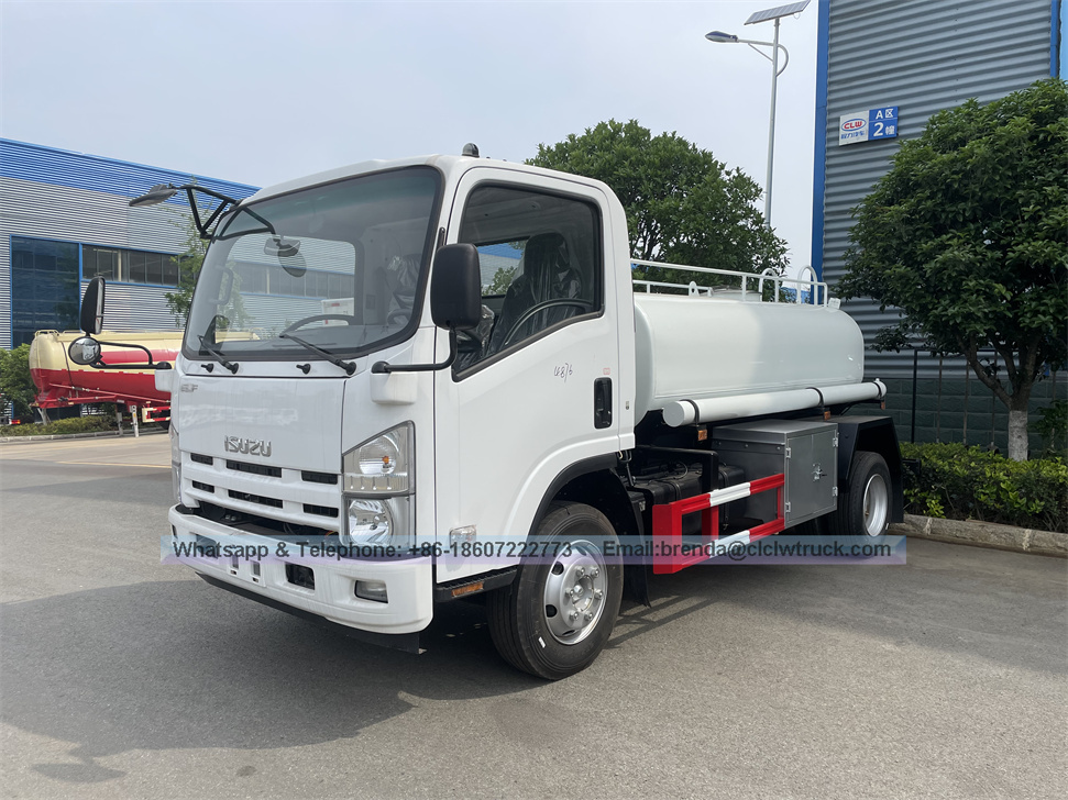 ISUZU clean water tank truck