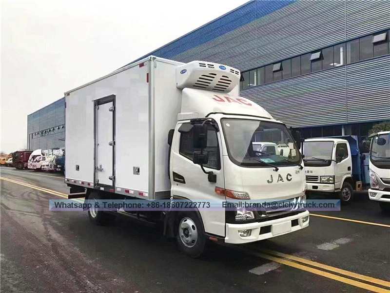 JAC 3-8T 4x2 Refrigérateur Camion de cargaison