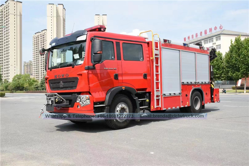 Sinotruk howo 4x2 6000 litro camión de bomberos