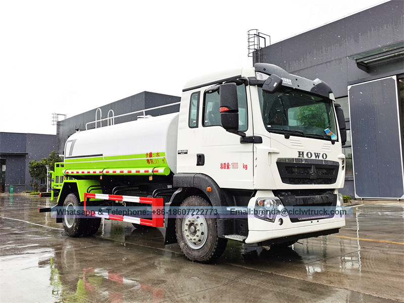 Sinotruk Howo 4x2 2200 Gallon 1000liters รถบรรทุกถังน้ำ