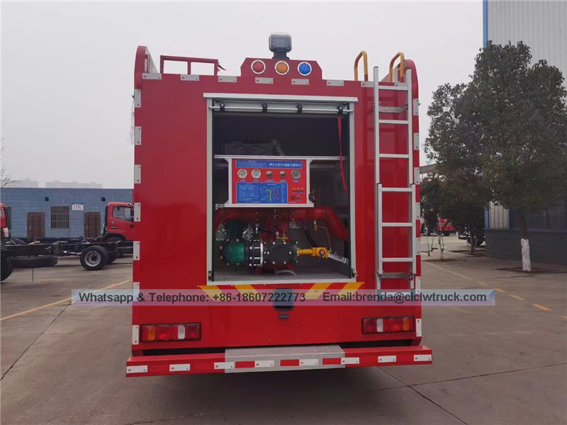 SINOTRUK HOWO 6X4 12000Liter water tank fire truck manufacturer china
