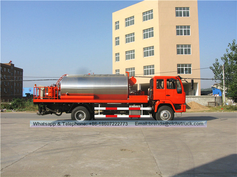 Sinotruck沥青分销坦克卡车,8000升沥青分销商卡车