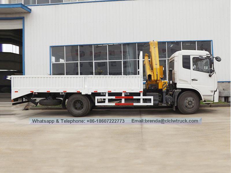 Dongfeng 8ton folding boom truck-mounted crane truck for sale
