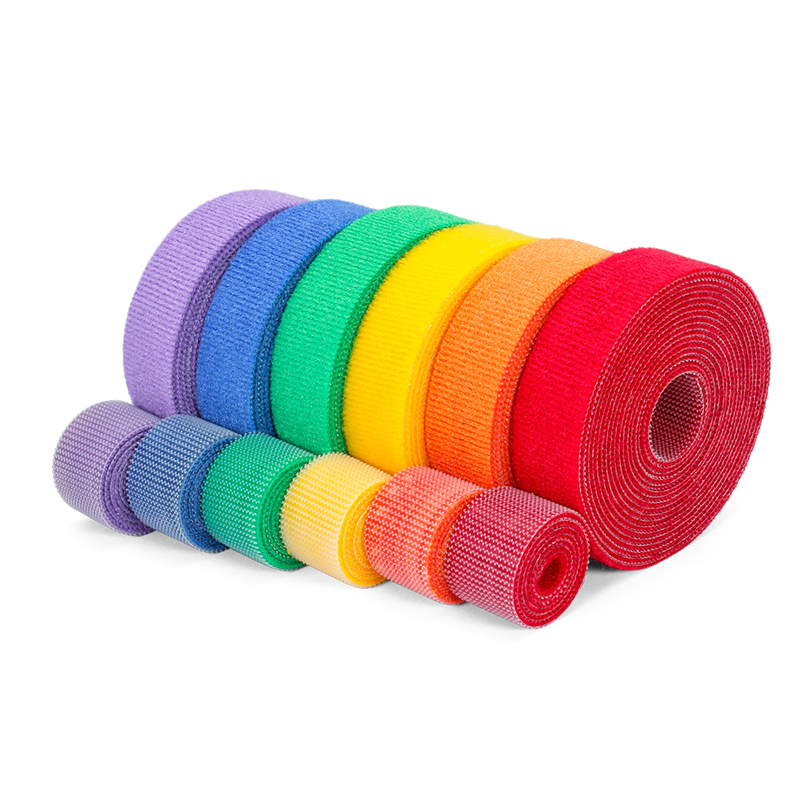 Attache de câble en nylon coloré