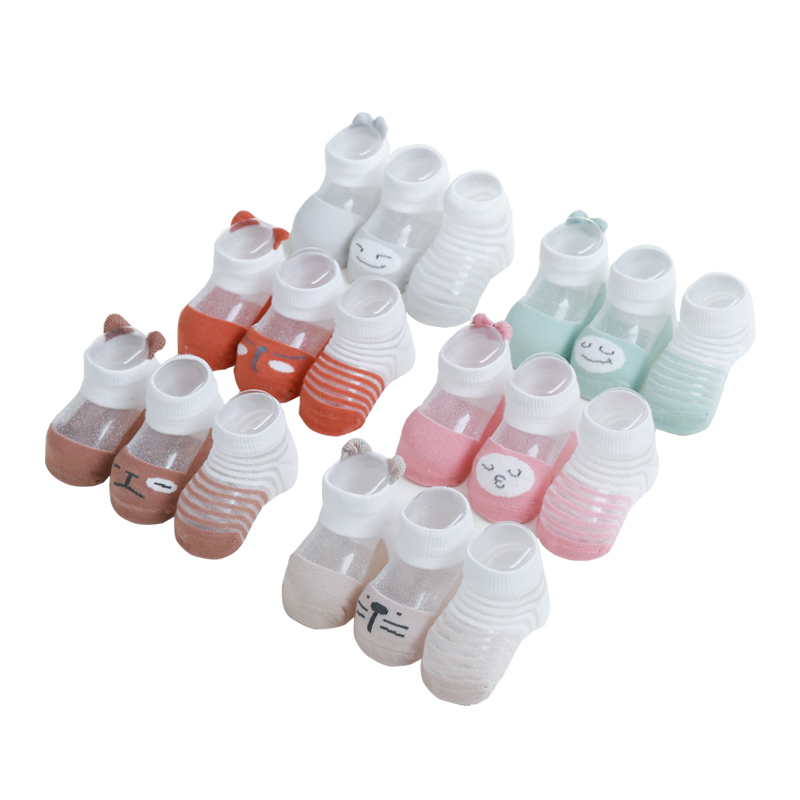 China Kleinkinder rutschfeste Socken Bulk Baby Knöchel Schiff weiße kurze Socken zum Verkauf