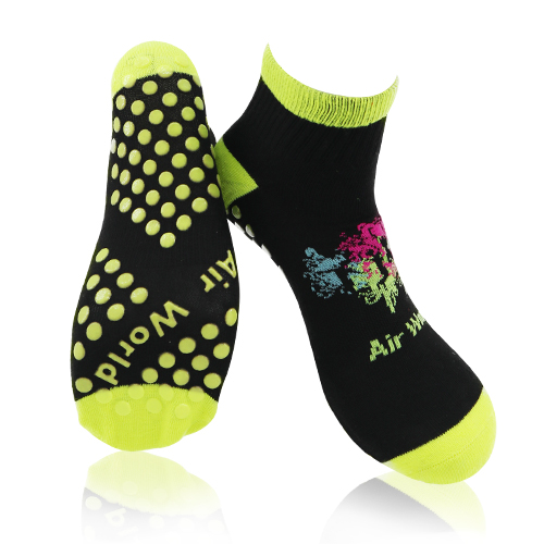 Chaussettes de saut de parc de trampoline pour enfants personnalisés chaussettes de poignée de trampoline en vrac