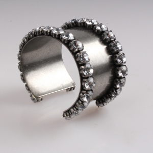 Custom design high quality die copper ancient silver plated friendship bracelets bangle womens bracelets artificial jewellery online