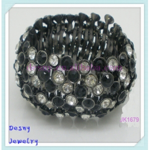 Elegant staggered rhinestone and black diamond wide retro bracelet