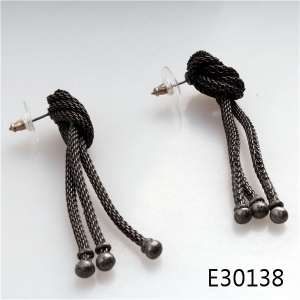 Fashion teen pressed couple pair men's earrings designs E30138