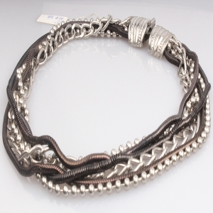 Finding a Jewelry Wholesale Manufacturer in China