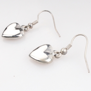Korean model selling earrings cheap heart shape earirngs E30185