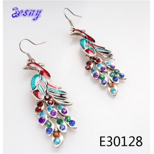 Silver stud ladies crystal alloy gypsy peacock shape earring E30128