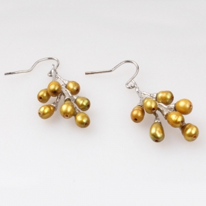 New 2017 Trendy Created Long Drop Fashion Dangle Pearl Earrings for Women