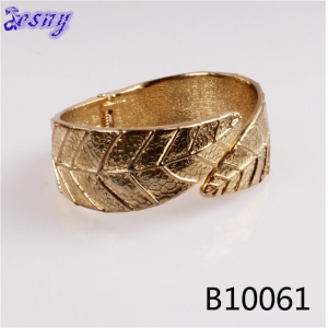 fashion indian 18k gold bangle marijuana leaf bracelet B10061
