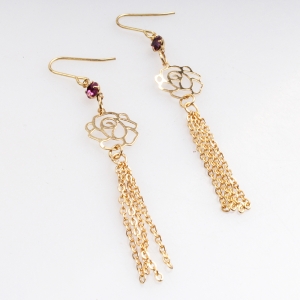 gold chain flower shaped rose hanging earrings E30072
