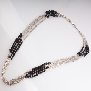 huayruro seed beaded jewelry chains costume necklace N90137