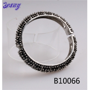 make elastic beaded bracelet black coral bracelet B10066