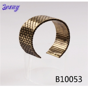 palm cuff  fair sex brand west indian gold fish scales bangle