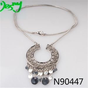 silver coin flower vintage boutique pendant necklace N90447