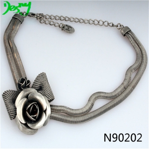silver hawaiian flower metal chain choker necklace N90202