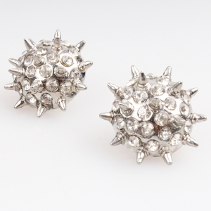 silver rivet rhinestone punk men s stud earrings E30053